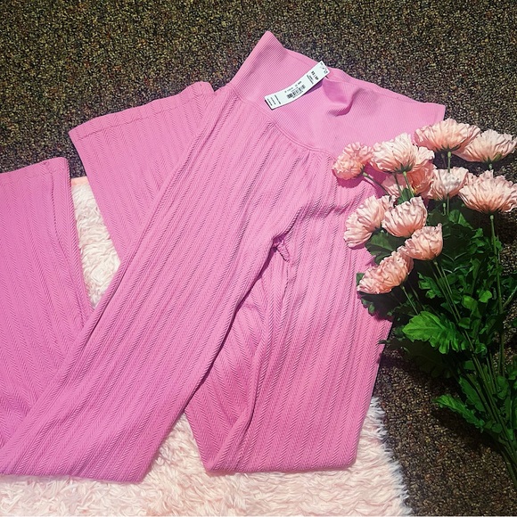 Victorias Secret VS Pink High Waisted Ribbed Light Pink Flare Leggings - Picture 1 of 5